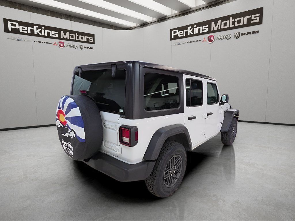 Used 2024 Jeep Wrangler Unlimited Sport AWD/4WD image 5