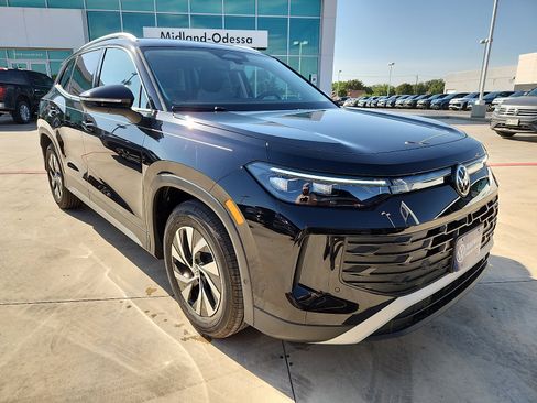 New 2026 Volkswagen Tiguan S FWD image 1