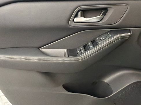 New 2026 Nissan Rogue SV AWD/4WD image 22