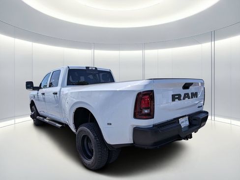 New 2026 RAM 3500 Tradesman AWD/4WD image 6