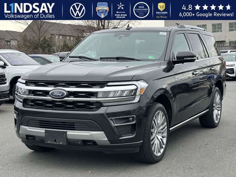 Used 2022 Ford Expedition Limited image 3