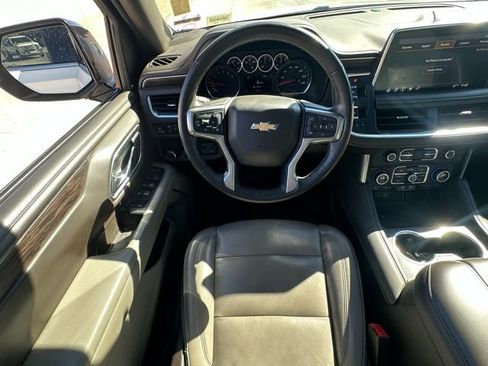 Used 2021 Chevrolet Tahoe LT w/ LT Signature Package image 15