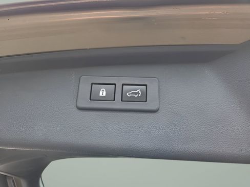 Used 2022 Subaru Outback Limited XT image 17