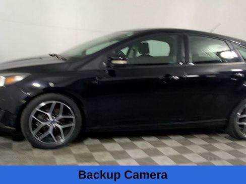 Used 2017 Ford Focus SEL w/ Cold Weather Package image 7