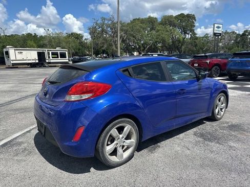 Used 2014 Hyundai Veloster FWD image 5
