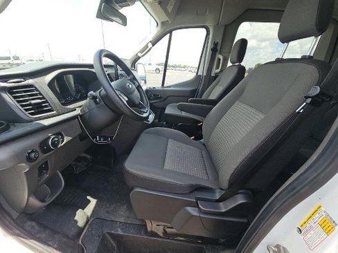 Used 2022 Ford Transit 350 XLT RWD image 4