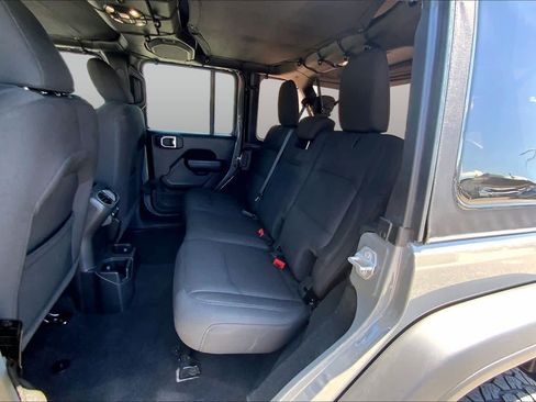 Used 2023 Jeep Wrangler Unlimited Sport AWD/4WD image 19