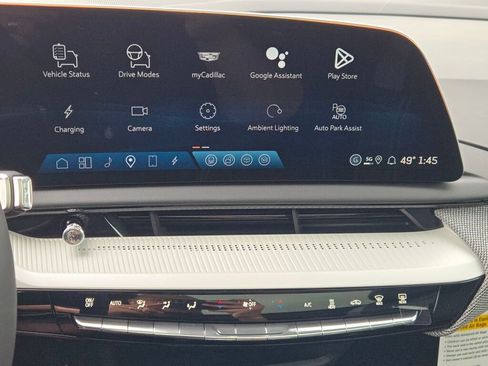 New 2026 Cadillac Optiq Luxury 1 AWD/4WD image 29