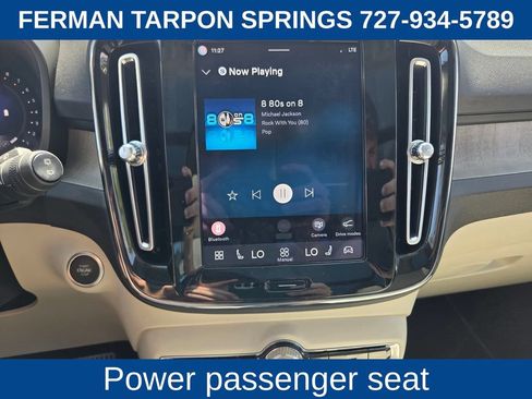 Certified 2023 Volvo XC40 B5 Plus AWD/4WD image 26