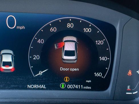 Used 2025 Honda Accord Sport image 36