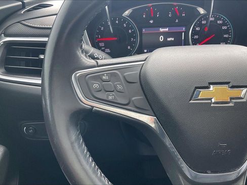 Used 2019 Chevrolet Equinox Premier FWD image 21