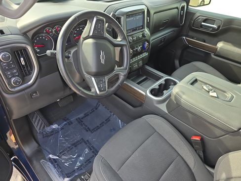 Used 2021 Chevrolet Silverado 1500 RST w/ Z71 Off-Road Package image 9