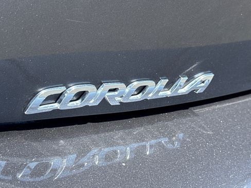 Certified 2024 Toyota Corolla SE FWD image 13