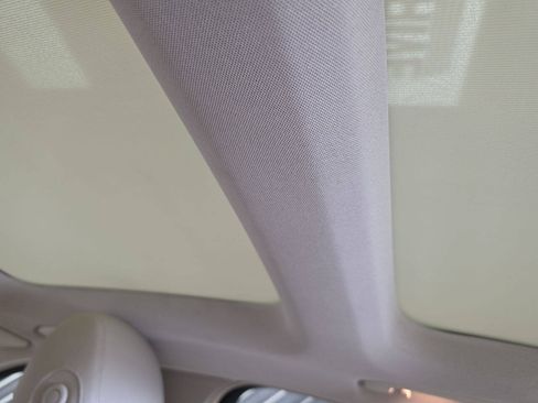 Used 2015 Mercedes-Benz C 300 4MATIC Sedan image 26