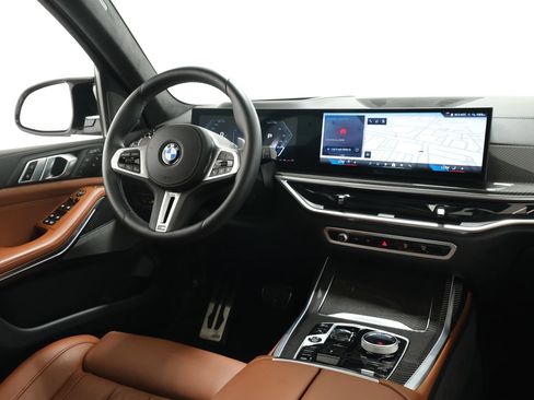 Used 2026 BMW X7 M60i AWD/4WD image 10