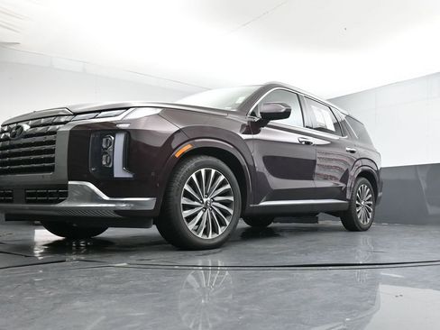 Used 2024 Hyundai Palisade Calligraphy image 40