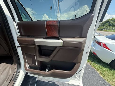 Used 2020 Ford F150 King Ranch w/ Equipment Group 601A Luxury AWD/4WD image 20