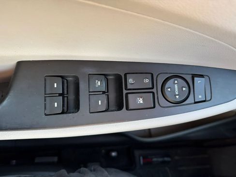 Used 2017 Hyundai Tucson Sport w/ Cargo Package AWD/4WD image 32