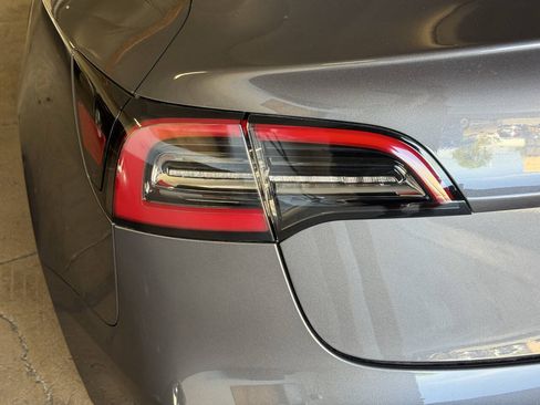 Used 2023 Tesla Model 3 Standard Range RWD image 34