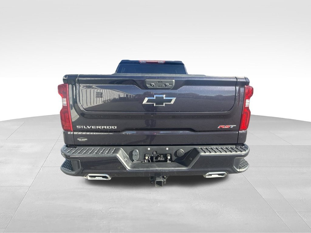 Used 2024 Chevrolet Silverado 1500 RST w/ Z71 Off-Road Package AWD/4WD image 7