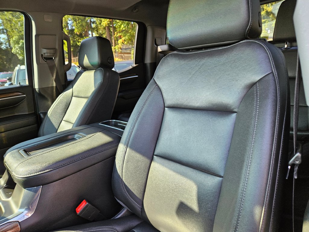 Used 2022 Chevrolet Silverado 1500 LT Trail Boss w/ LT Trail Boss Premium Package AWD/4WD image 19