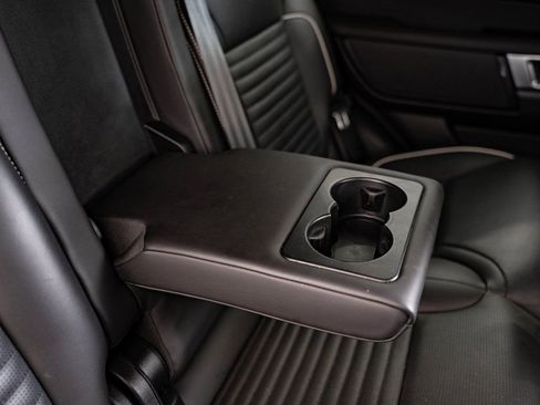 Used 2023 Land Rover Discovery HSE R-Dynamic image 48