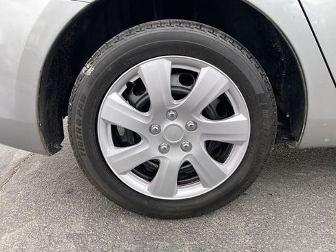 Used 2013 MAZDA MAZDA3 i SV image 9