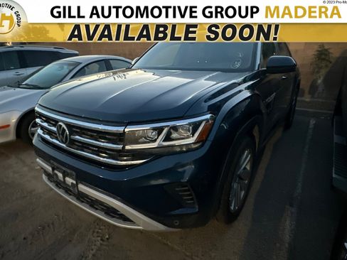 Used 2022 Volkswagen Atlas Cross Sport SE image 1