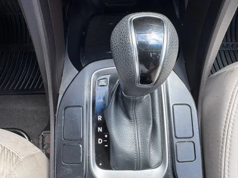 Used 2017 Hyundai Santa Fe Sport AWD/4WD image 17
