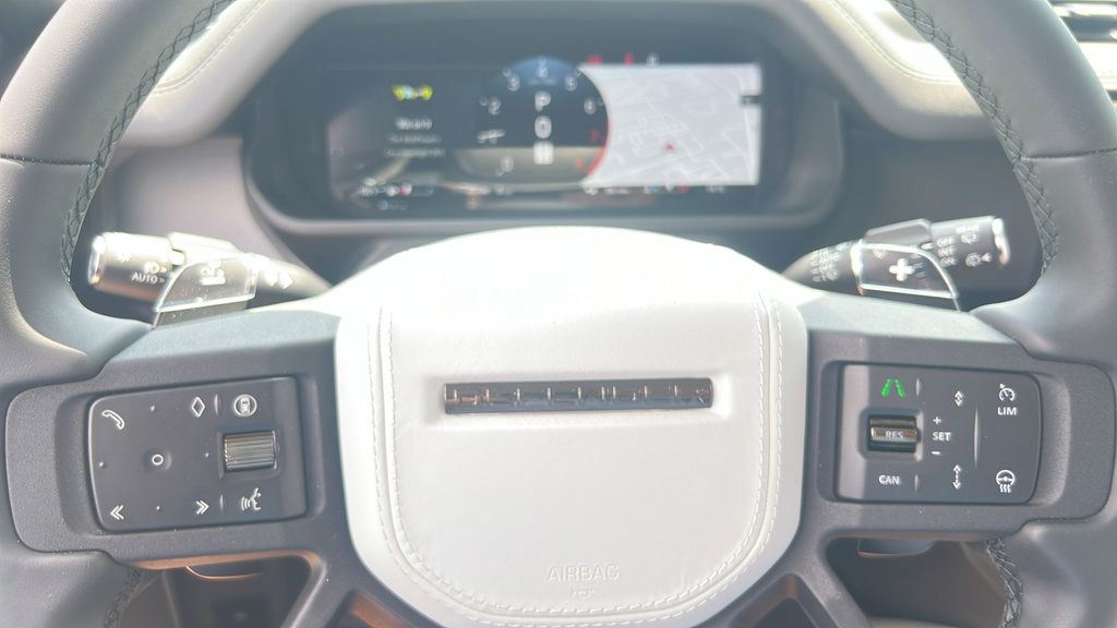 New 2026 Land Rover Defender 110 AWD/4WD image 30