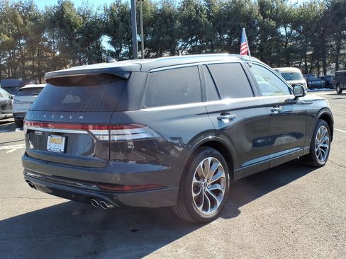 Used 2023 Lincoln Aviator Grand Touring w/ Elements Package Plus image 6