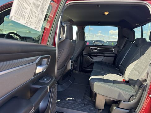 Used 2025 RAM 1500 Big Horn AWD/4WD image 30