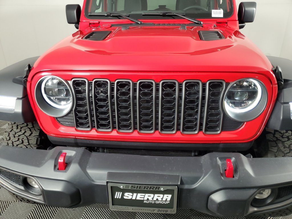 Used 2025 Jeep Wrangler Unlimited Rubicon AWD/4WD image 10