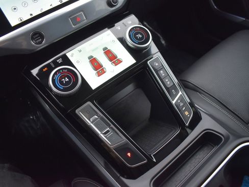 Used 2019 Jaguar I-PACE First Edition image 27