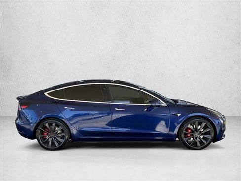 Used 2020 Tesla Model 3 Performance image 4