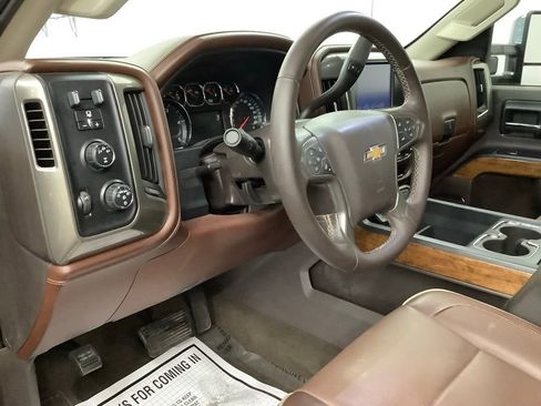 Used 2016 Chevrolet Silverado 2500 High Country w/ Duramax Plus Package AWD/4WD image 14