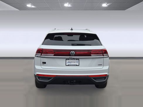 New 2026 Volkswagen Atlas Cross Sport SE AWD/4WD image 10