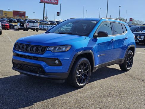 New 2026 Jeep Compass Latitude image 1