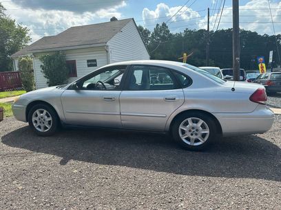 Used 2007 Ford Taurus SE