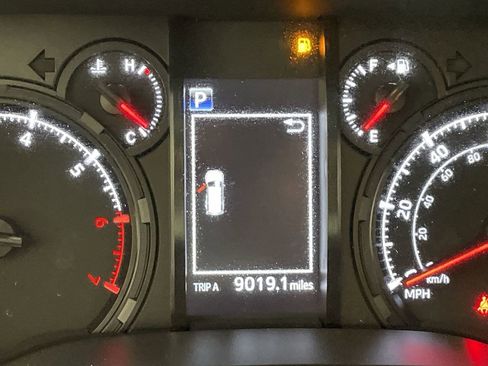 Used 2023 Toyota 4Runner SR5 image 14