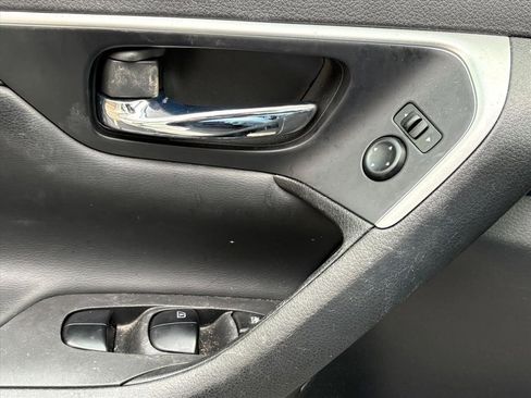 Used 2016 Nissan Altima 2.5 SR image 13