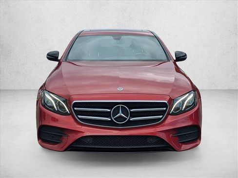 Used 2020 Mercedes-Benz E 350 Sedan image 2