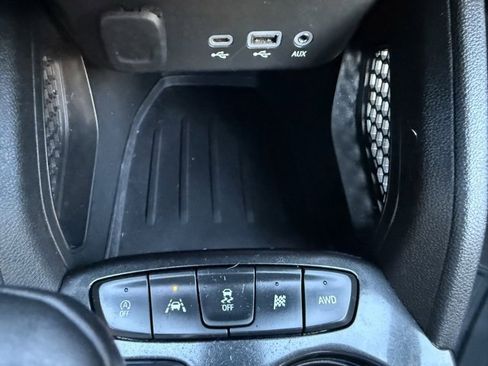 Used 2023 Chevrolet TrailBlazer ACTIV w/ Convenience Package image 23