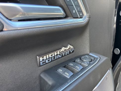 Used 2024 Chevrolet Silverado 1500 High Country image 25