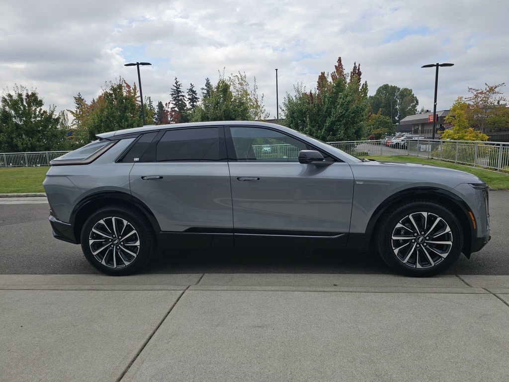 New 2027 Cadillac Lyriq Sport AWD/4WD image 8