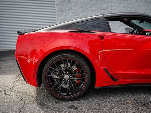 Used 2016 Chevrolet Corvette Z06 w/ 3LZ Preferred Equipment Group image 14