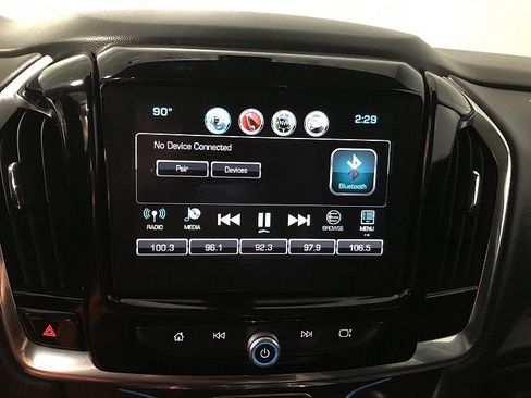 Used 2018 Chevrolet Traverse LT w/ LPO, Floor Liner Package AWD/4WD image 27