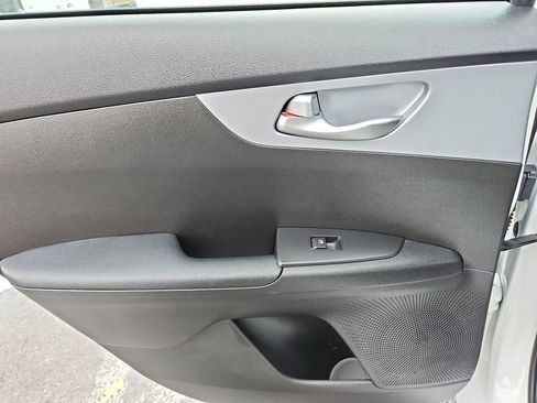 Used 2024 Kia Forte LXS image 25