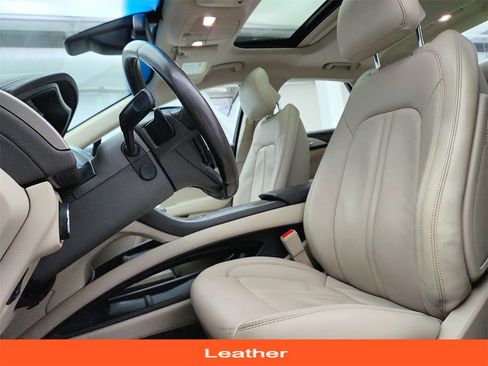 Used 2017 Lincoln MKZ Select w/ Select Plus Package image 10