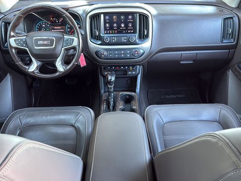 Used 2022 GMC Canyon Denali image 42